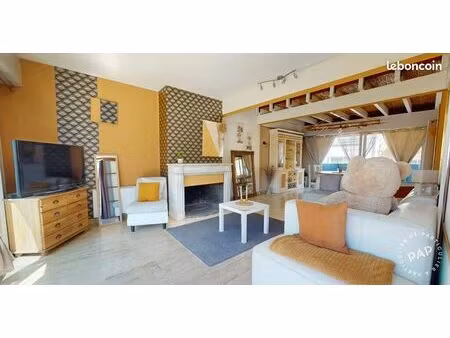 residence locative 212 m2+ duplex de fonction + gd garage 60m2 = belle rentabilité