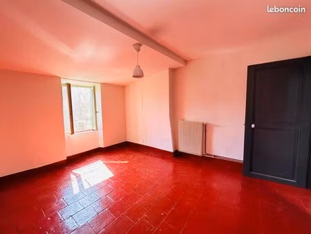 à louer – charmant t2 en duplex – 42 m²
