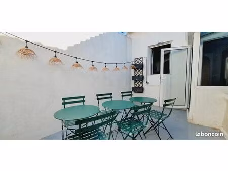 t3/4 meublé de charme avec terrasse intérieur