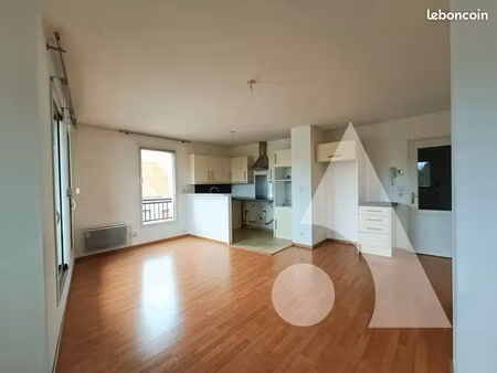 appartement 4 pièces 77 m²