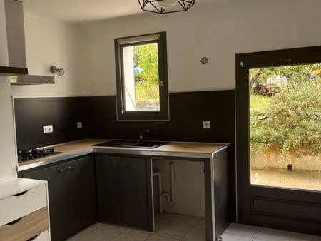 t2 en rez-de-villa