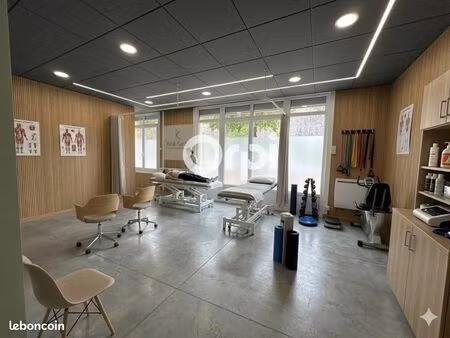bureaux 155 m²