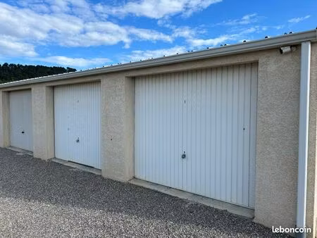 garage à louer
