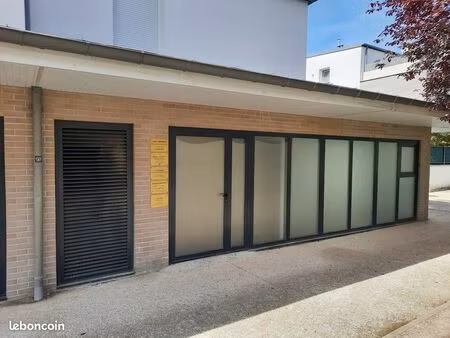 local 13 28m2 pour thérapeute