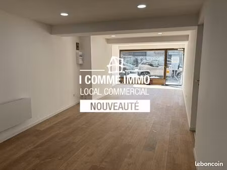 local commercial 68 m² lens