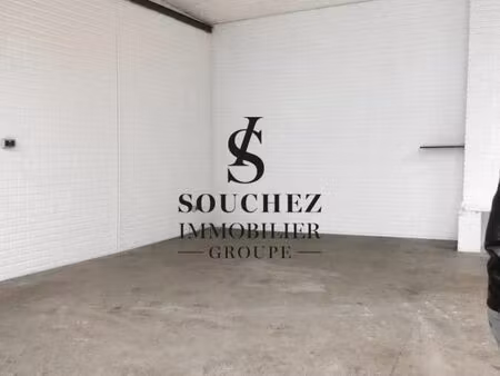 local d'activité 100 m²