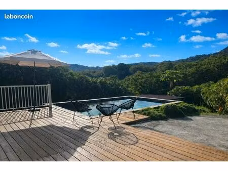 villa avec piscine+t2