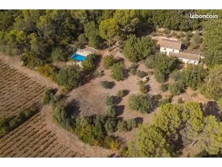 villa 7 pièces 220 m²