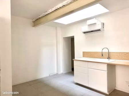grand t2 duplex climatisé et tout neuf