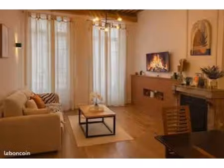 appartement f3 entièrement meublé  70 m²