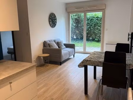 t2 meublé saint armel rez de chaussé