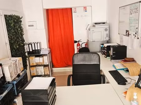 location bureau meublé avec vitrine 18m2 - cc