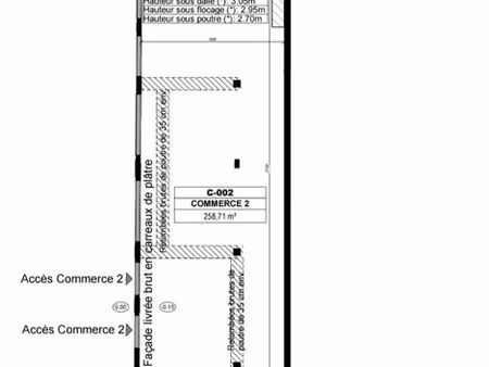local commercial 258m2