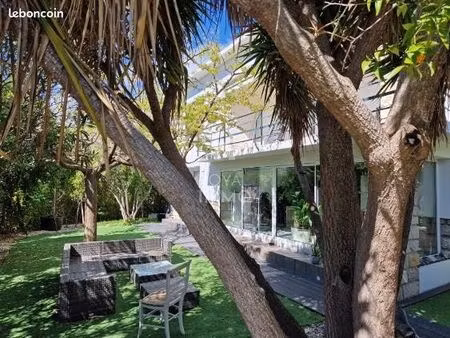 maison 6 pièces 200 m²
