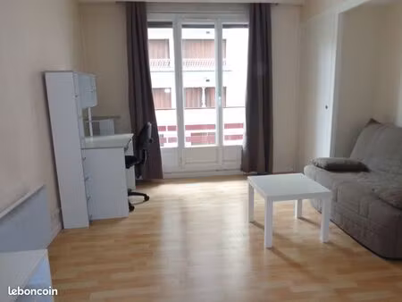 studio 30 m2 cinéma chavant