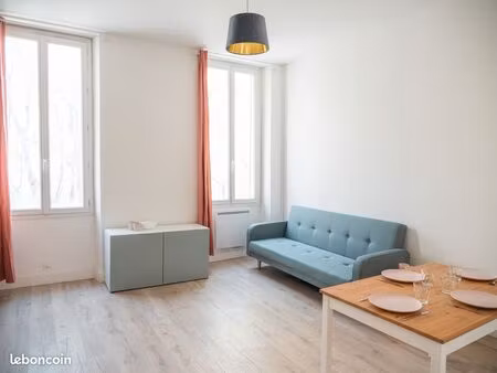 location charmant appartement 3 pièces t3 rénové et meublé proche réformés 13001 et cinq a