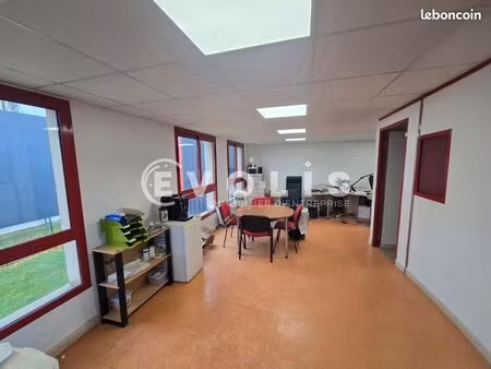 bureaux 52 m²