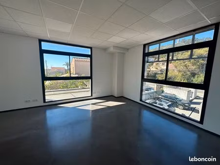 local - bureau individuel