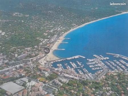 a louer à cavalaire sur mer 83240 local commercial 70m2