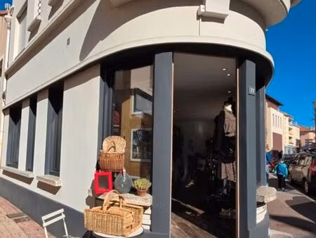 local commercial centre ville saint raphaël 35 m2