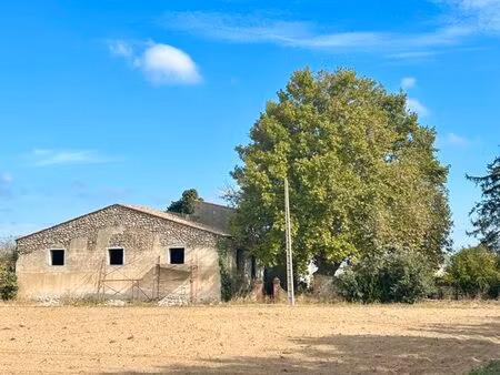 mas catalan en pierre