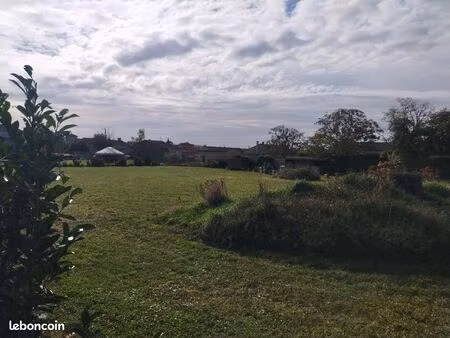 terrain de loisirs
