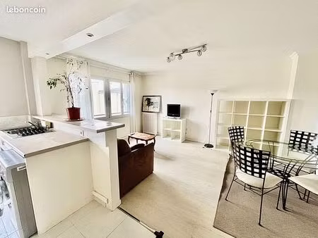 appartement 3 pièces 56 m²