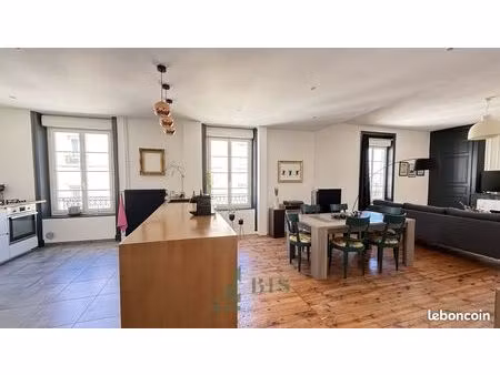 duplex 4 pièces 121 m²