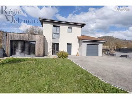 maison 5 pièces 126 m²