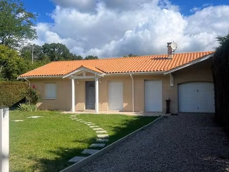 location maison. t4 au pian medoc 33290