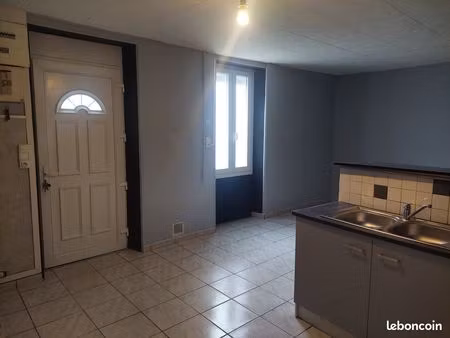 vnds maison t2 de ville