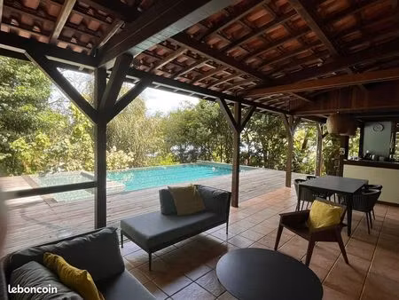 à vendre – villa t5 avec piscine  secteur bourda  cayenne