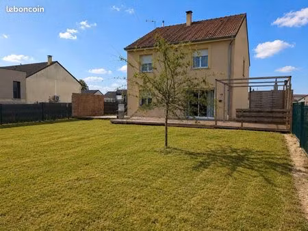 loue maison de 130m2