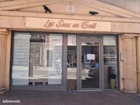 local commerciale et appartement