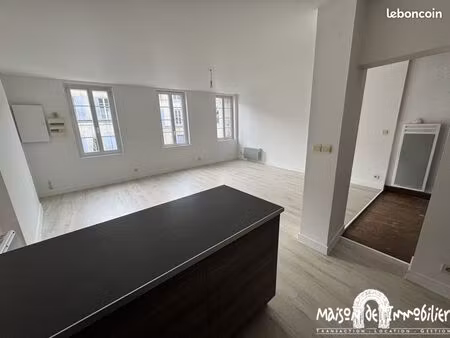 immeuble 4 pièces 106 m²