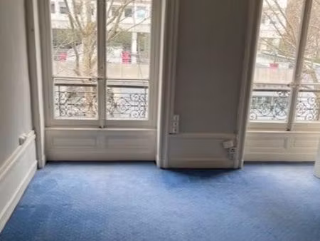 studio 1 pièce 30 m²