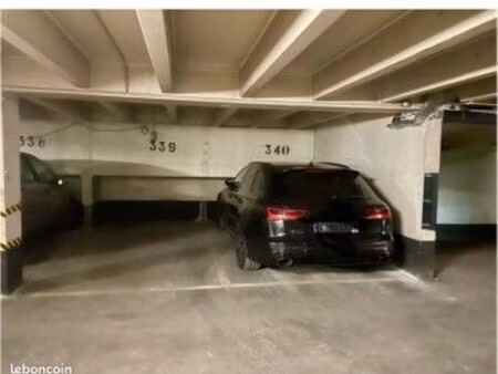 places de parking à vendre