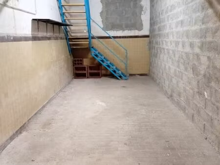 garage avec électricité / parking/ box