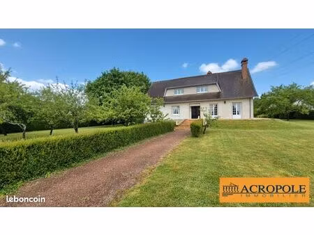 maison 12 pièces 213 m²