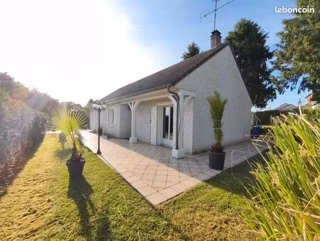 vend maison au calme