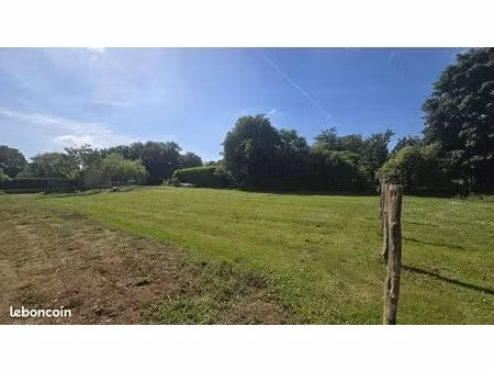 terrain 536 m² plassay