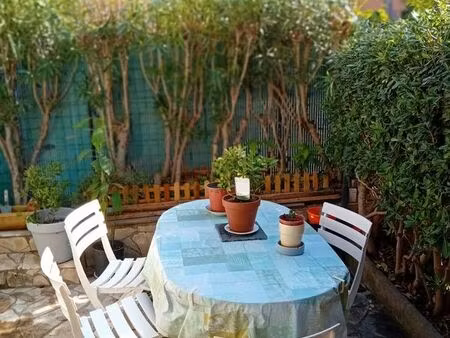appartement meublé rdc 25m2 avec terrasse jardinet