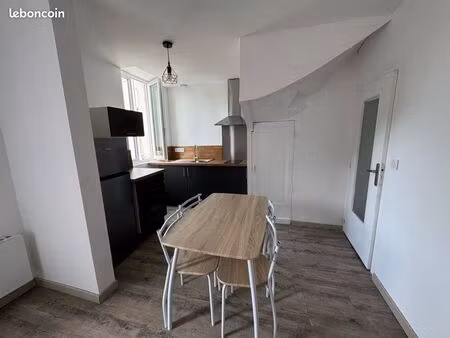 appartement 36m2 t2 meublé - rénové à neuf - ruelle centre