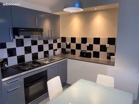 studio meublé 28 m2