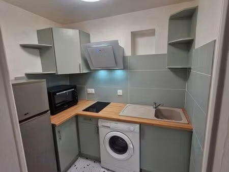 appartement 29 m² entièrement rénové et meublé – calme & idéalement situé