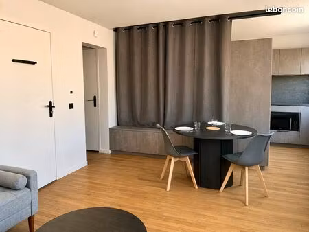 logement d’architecte toutes charges comprises (mobilier  électricité  chauffage  eau)