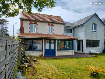maison familiale avec jardin proche mer