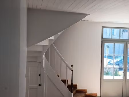 maison à louer rénovée