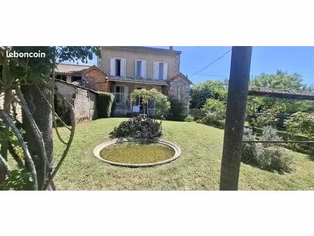maison de ville 4 pièces 143 m²