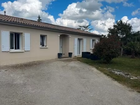 belle maison plain pied 112 m2- 3 chambres- proche angoulême